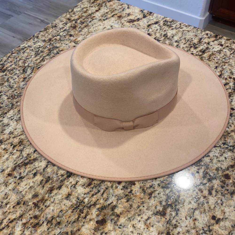 Lack of color hat